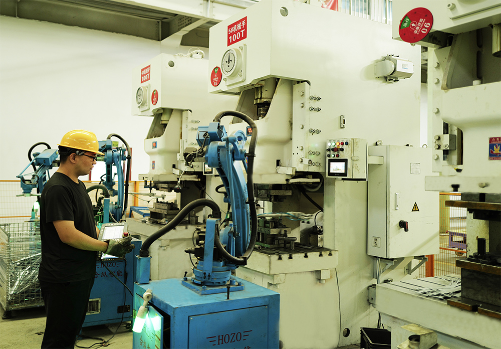 Advancing Production with Fully Automatic Stamping Technology